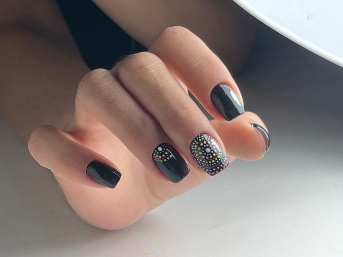 Black polka dot nails