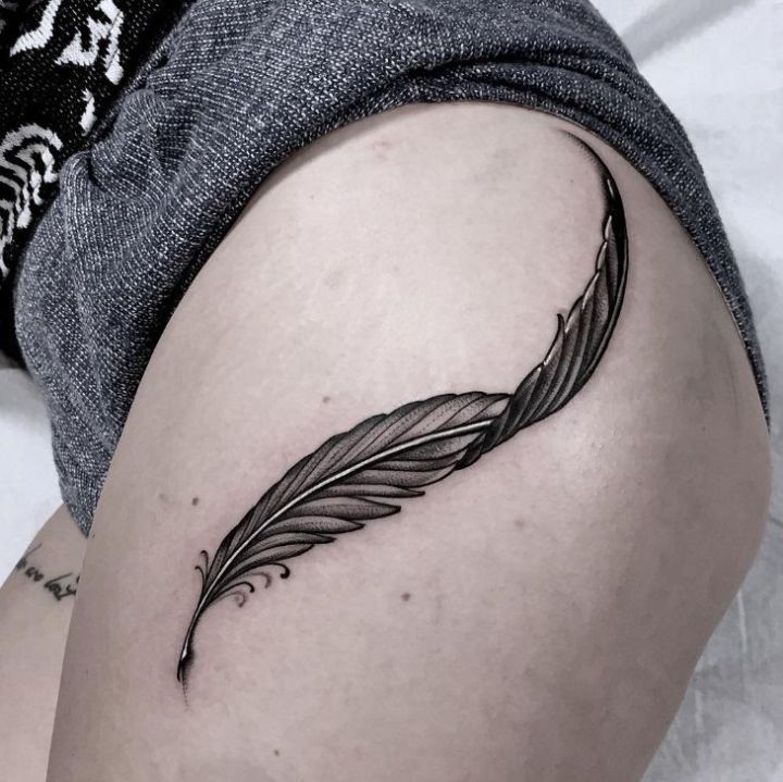 Feather Tattoos on Thigh