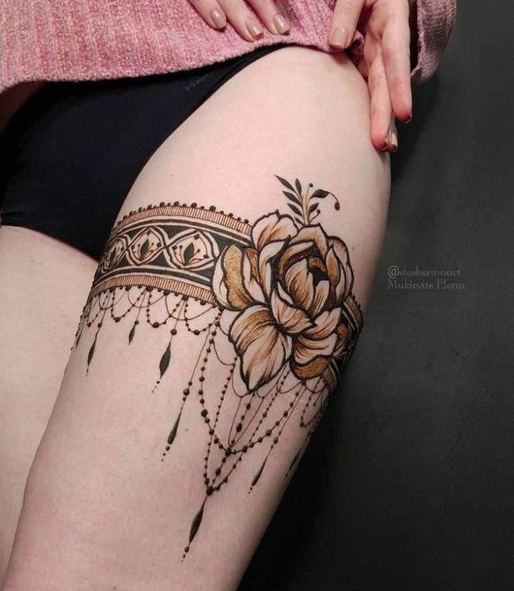Henna Thigh Tattoos