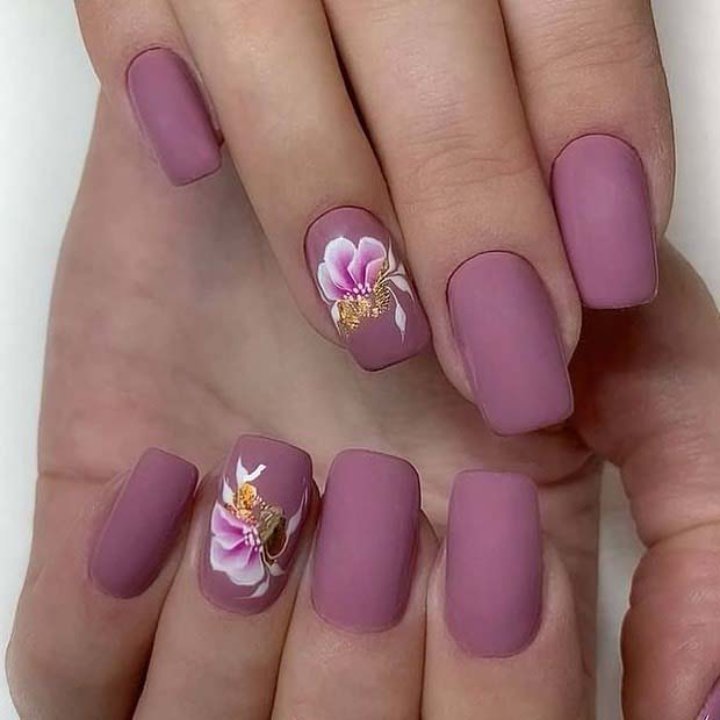 Light Purple Nail Designs for Fall